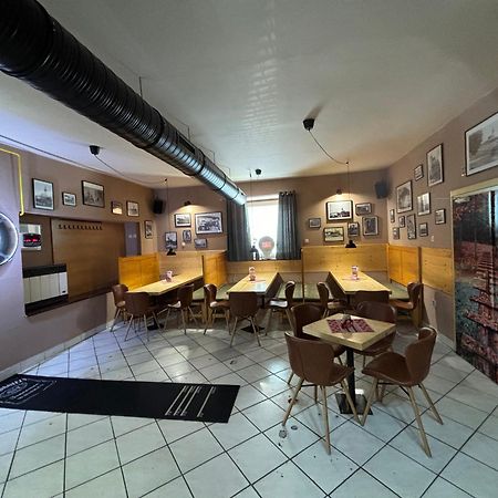 Penzion & Bar Natali Spissky Stvrtok Exteriör bild