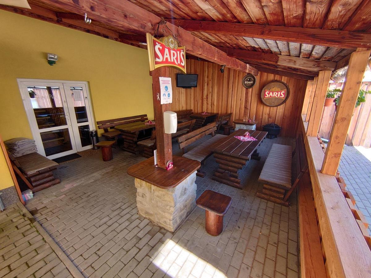 Penzion & Bar Natali Spissky Stvrtok Exteriör bild