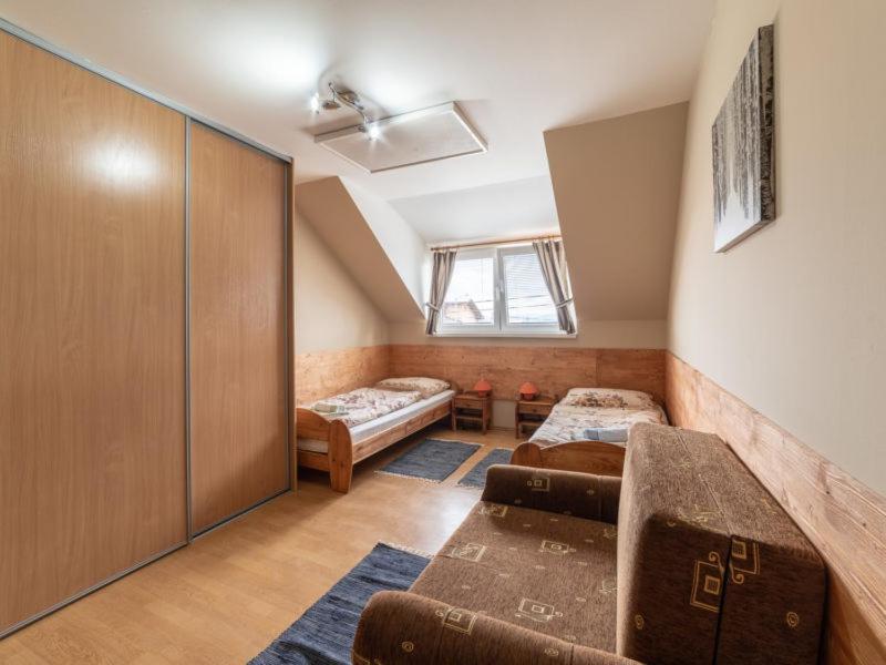 Penzion & Bar Natali Spissky Stvrtok Exteriör bild